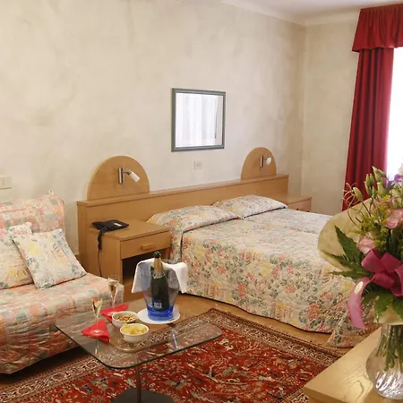 Hotel Centro 3*