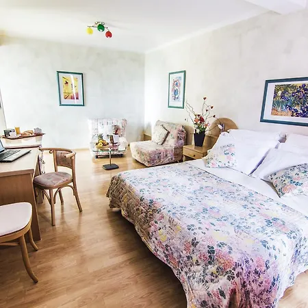 Centro Hotel
